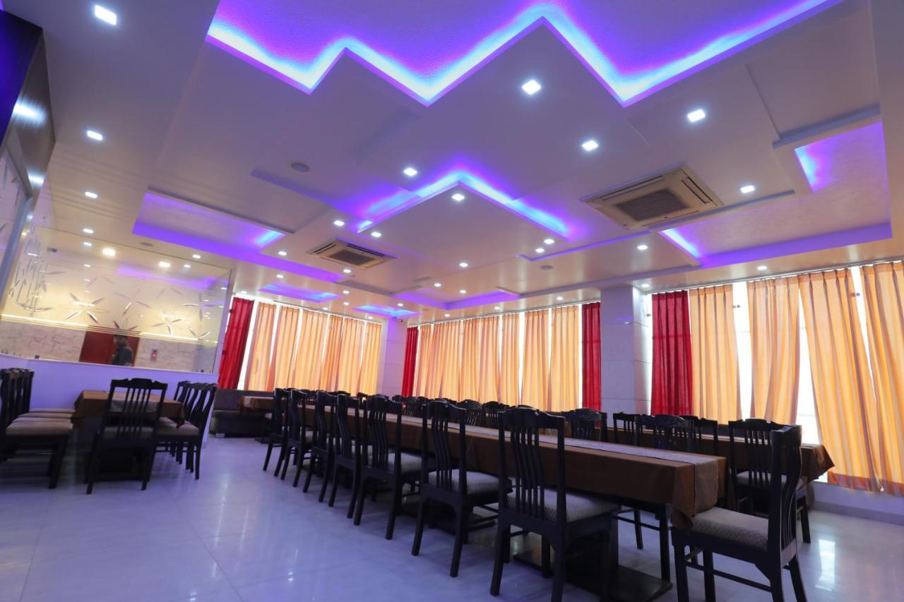 Hotel Sahib'S Red Carpet - The Family & Corporate Hotel Agra  Luaran gambar