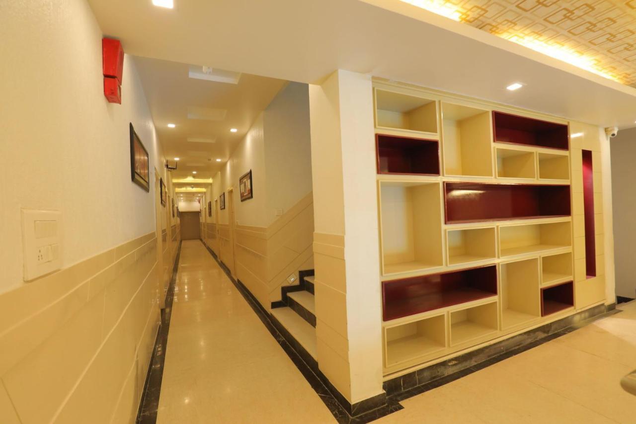 Hotel Sahib'S Red Carpet - The Family & Corporate Hotel Agra  Luaran gambar
