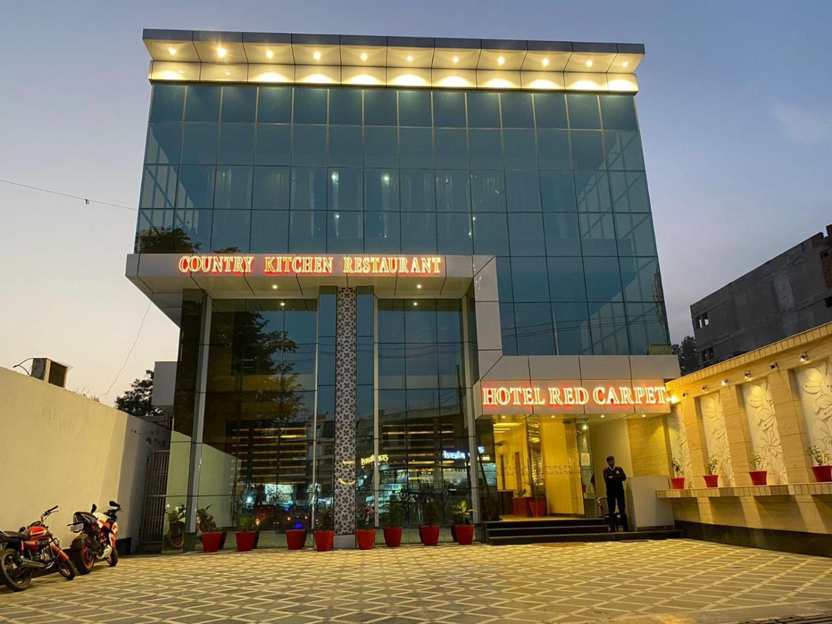 Hotel Sahib'S Red Carpet - The Family & Corporate Hotel Agra  Luaran gambar