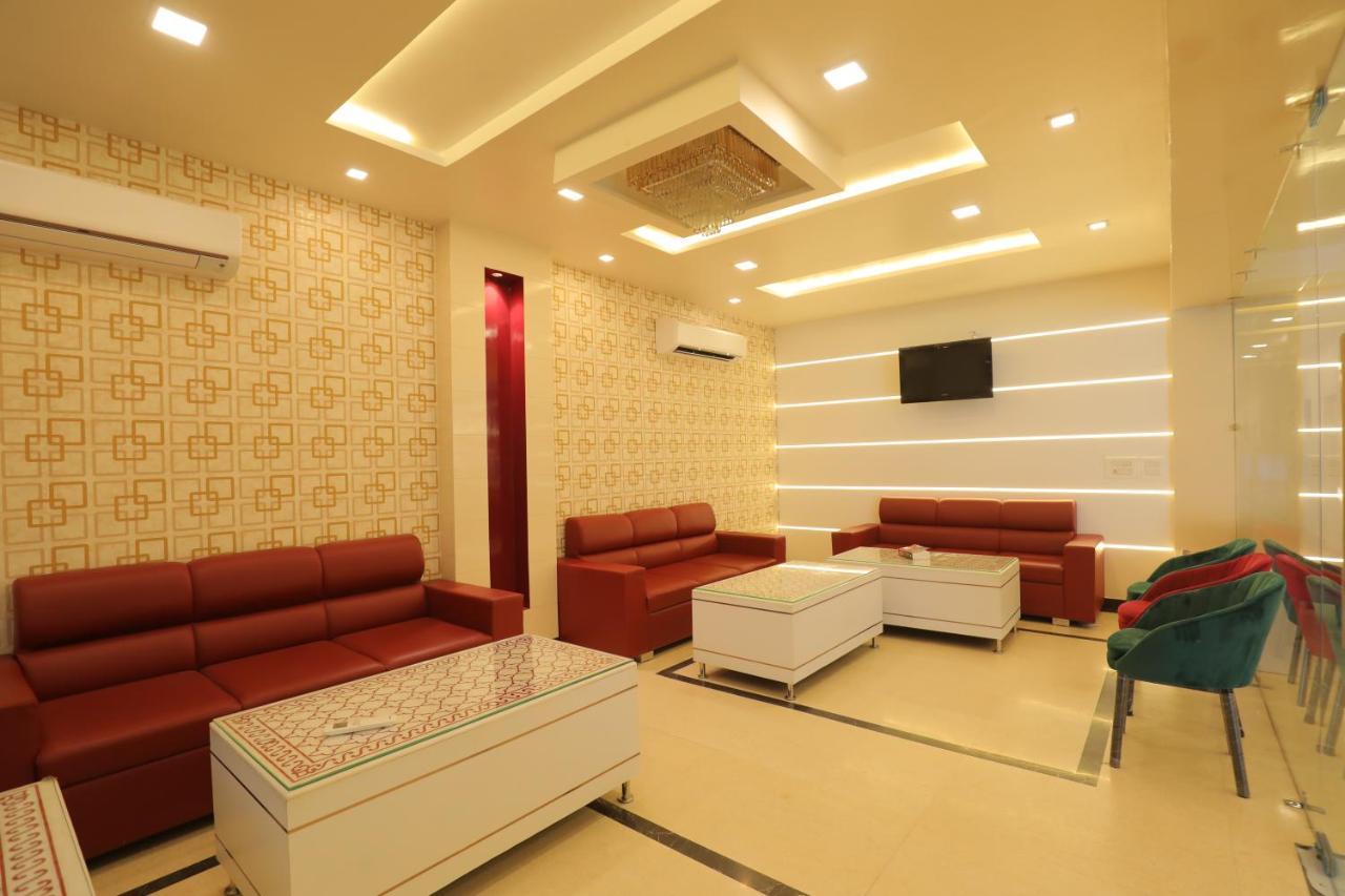 Hotel Sahib'S Red Carpet - The Family & Corporate Hotel Agra  Luaran gambar